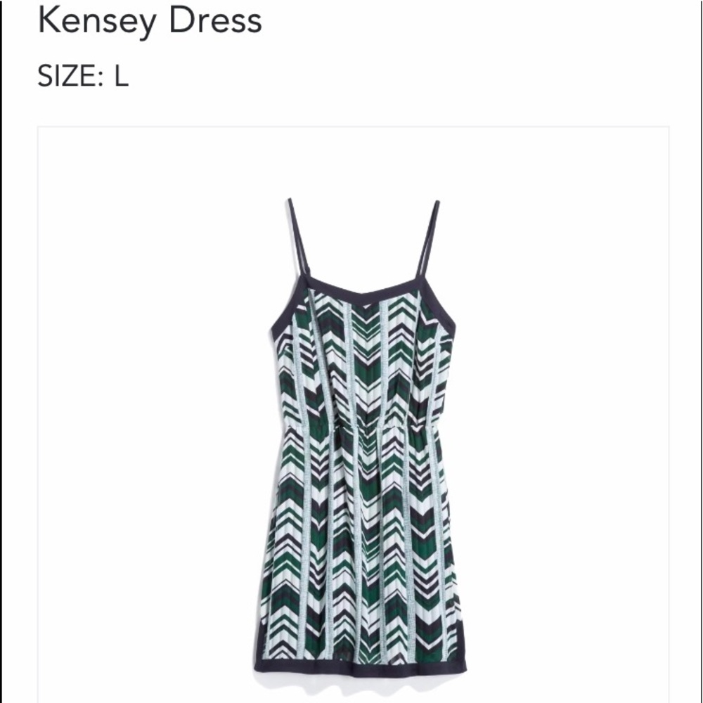 41 Hawthorn Kensey dress sz L
